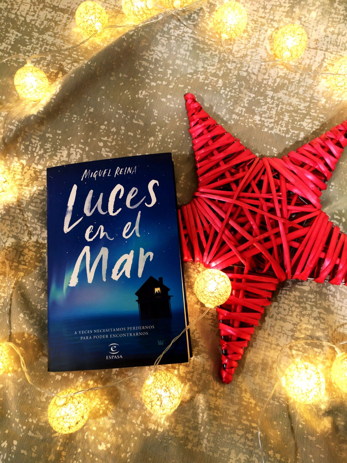 LUCES EN EL MAR