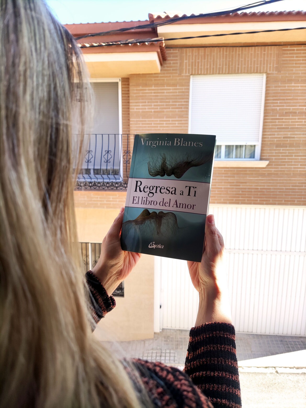 REGRESA A TI , EL LIBRO DEL AMOR